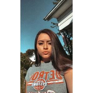 Meet your Posher, Mikia